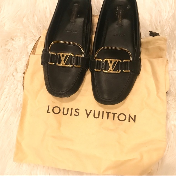 SOLD*****Louis Vuitton Oxford Loafers - Picture 3 of 8